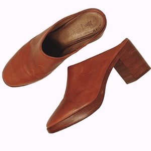 Frye Leather Joan Campus Mules in Cognac